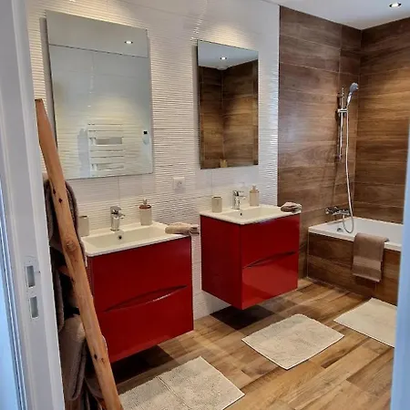 Moderne Avec Piscine 4 Etoiles 别墅 索塔