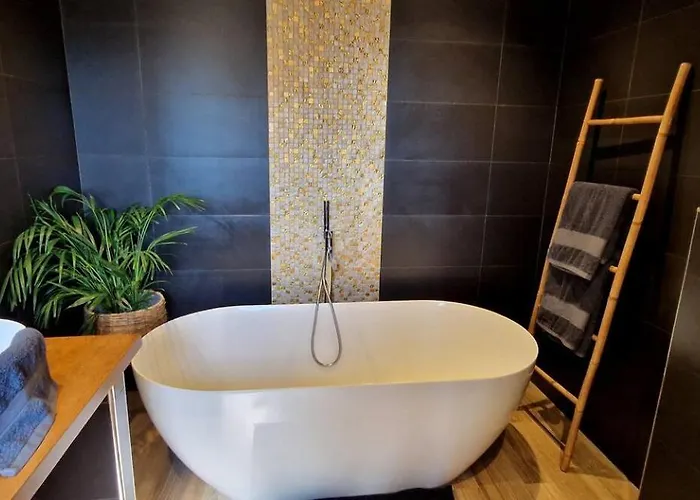 Moderne Avec Piscine 4 Etoiles וילה *