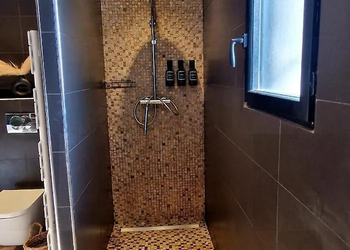 וילה Moderne Avec Piscine 4 Etoiles סוטה